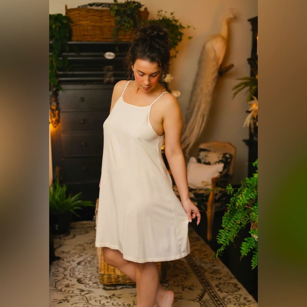 ⭐️Market of Stars⭐️ Etoile Simple Slip for Under our Slip Dress or Frock - Picture 2 of 6